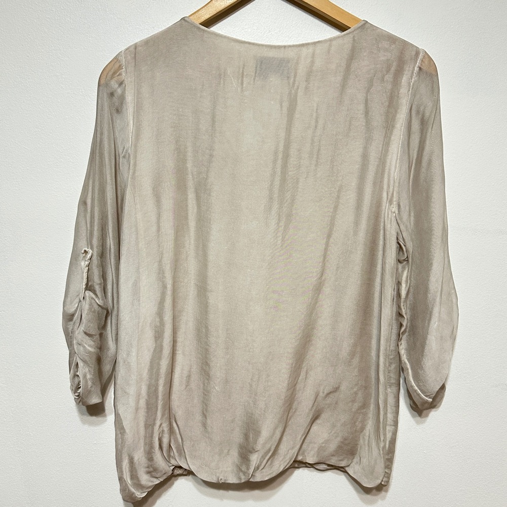 Belle France Blouse Womens M Silk Blend Sequin V-Neck Champagne Shimmer Luxury - Picture 10 of 10